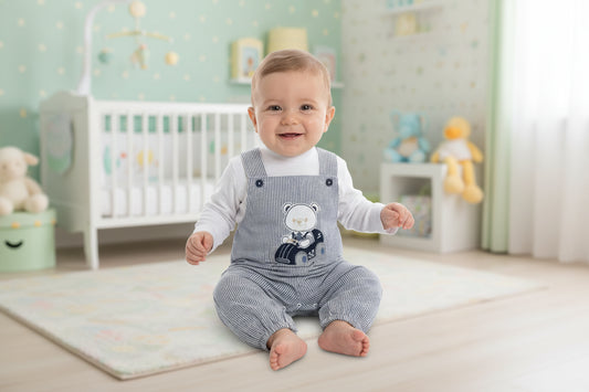 Conjunto Jardineira Bebé com Camisola | Estampado Urso Riscas